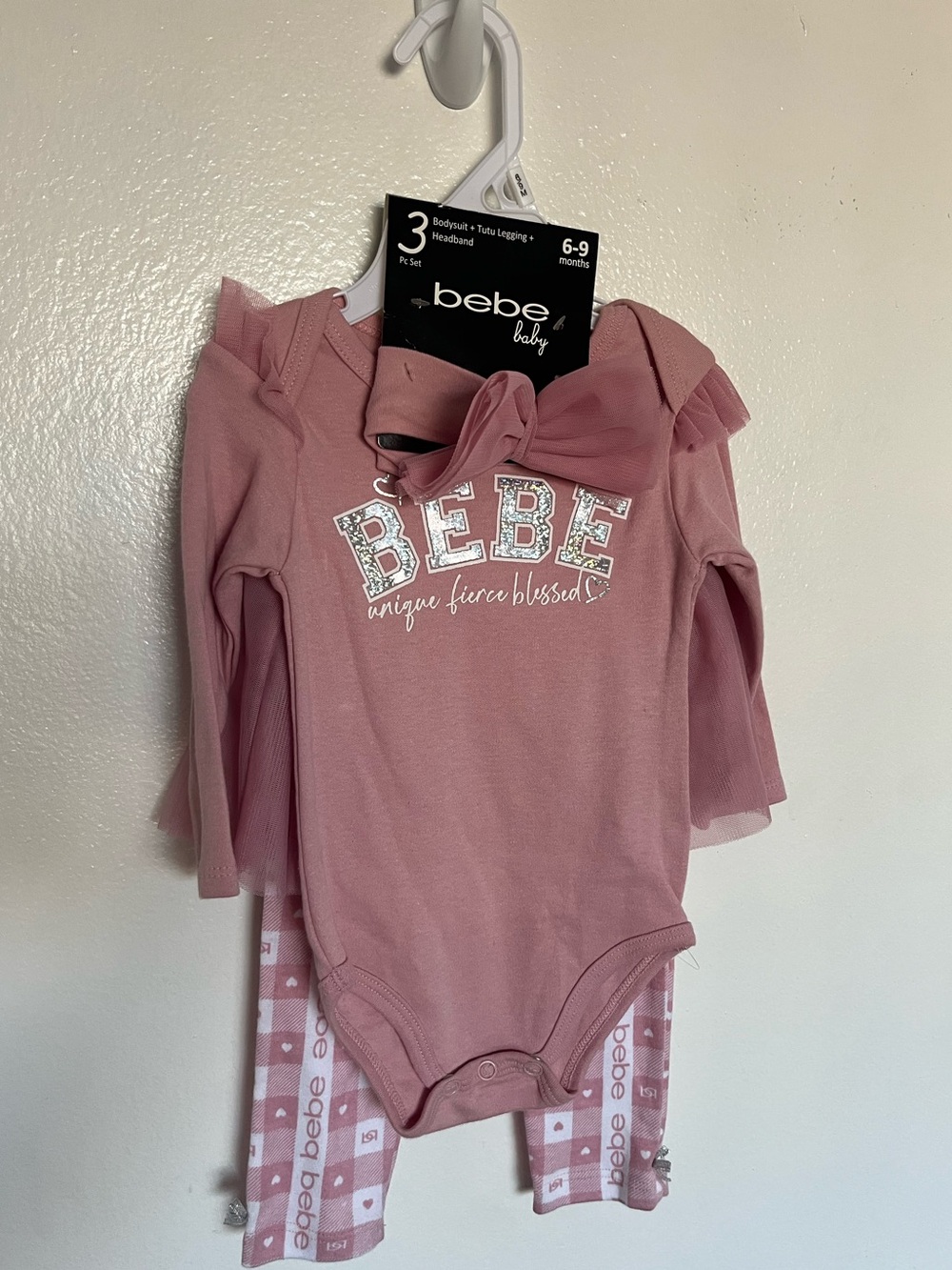 Baby girl bebe Pink Long-Sleeve One-Piece with Bow Accent
